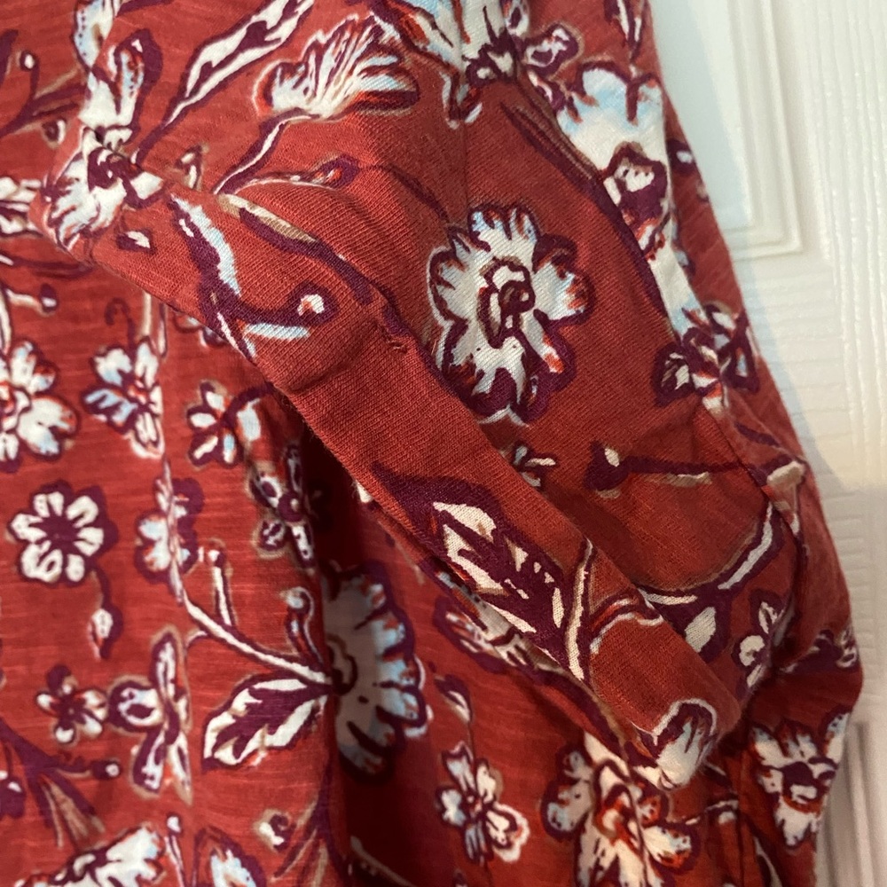 Brand New Maurice’s Floral Top Size 2X - Picture 3 of 9